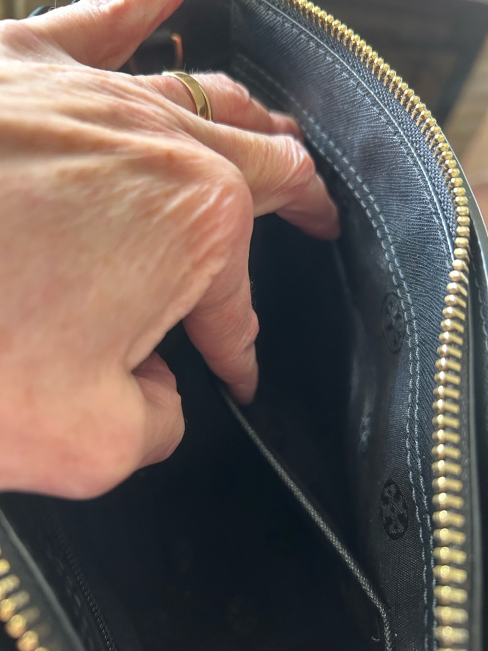 Tory Burch Emerson Mini Tote Crossbody - Picture 9 of 12